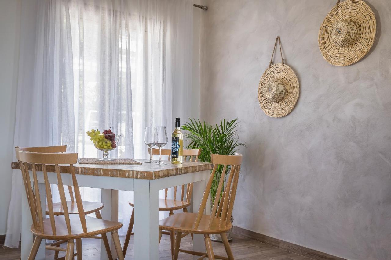 Diana Suites Trapezaki  Dış mekan fotoğraf