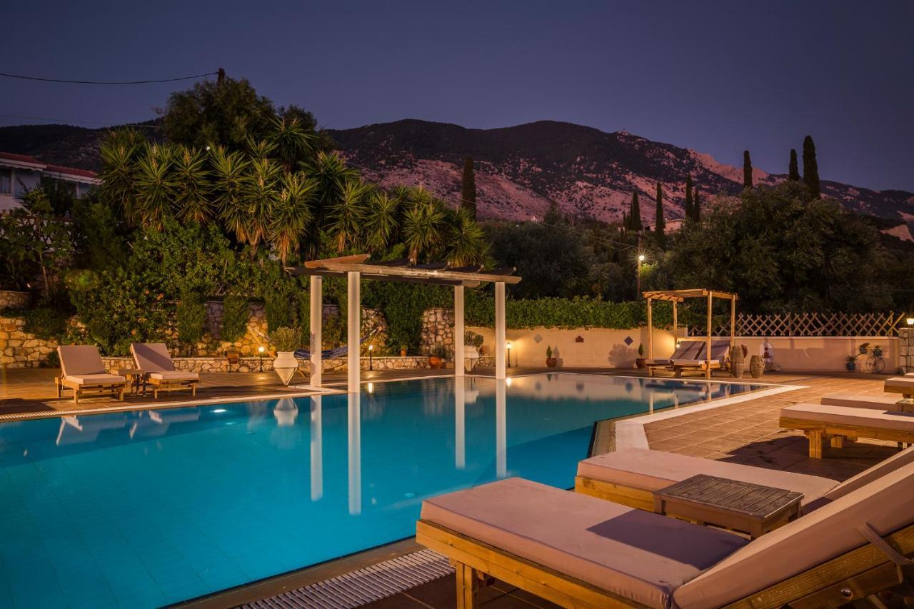 Diana Suites Trapezaki  Dış mekan fotoğraf